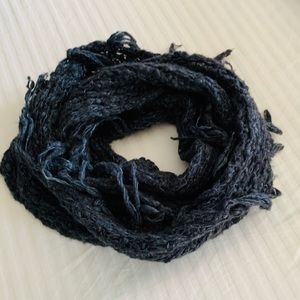 Infinity loop scarf